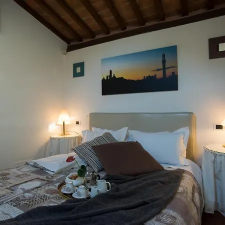 Piazza Del Campo's House Apartament Siena